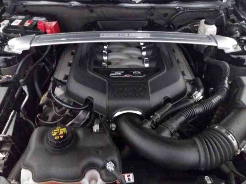 Ford Mustang GT Cabrio - foto 2