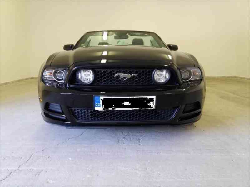 Ford Mustang GT Cabrio - foto 1