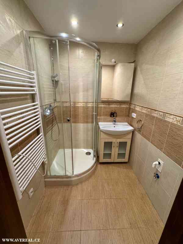 Pronájem světlého bytu 3+1 s lodžií, 77 m2 – Čerčany - foto 7