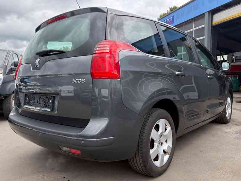 Peugeot 5008 1,6i Active benzín 115kw - foto 3