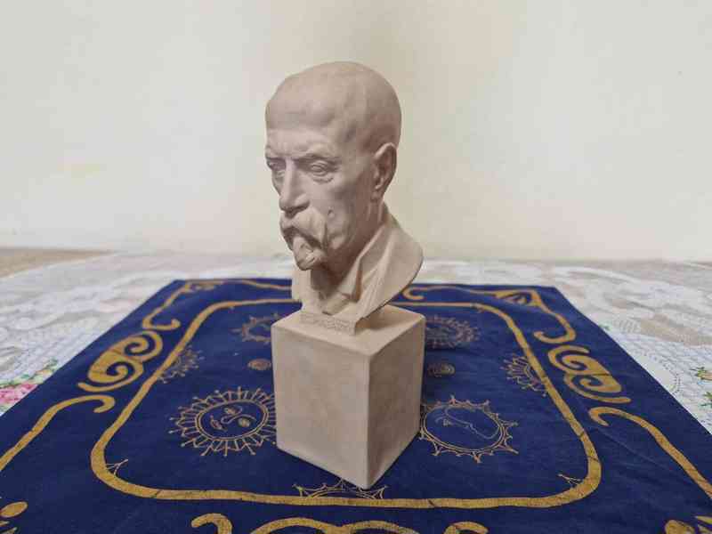 Busta Masaryk Signováno Štursa Nusle Praha - foto 4
