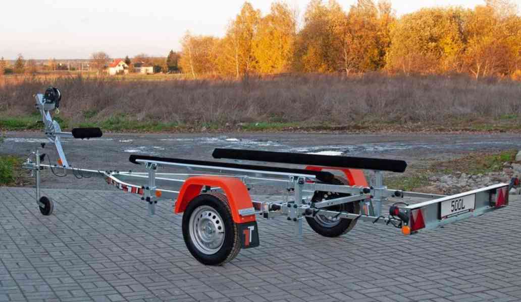 Přívěs Thomas BT-500L B 500kg pro loď do 4,3m s plochým dnem - foto 3