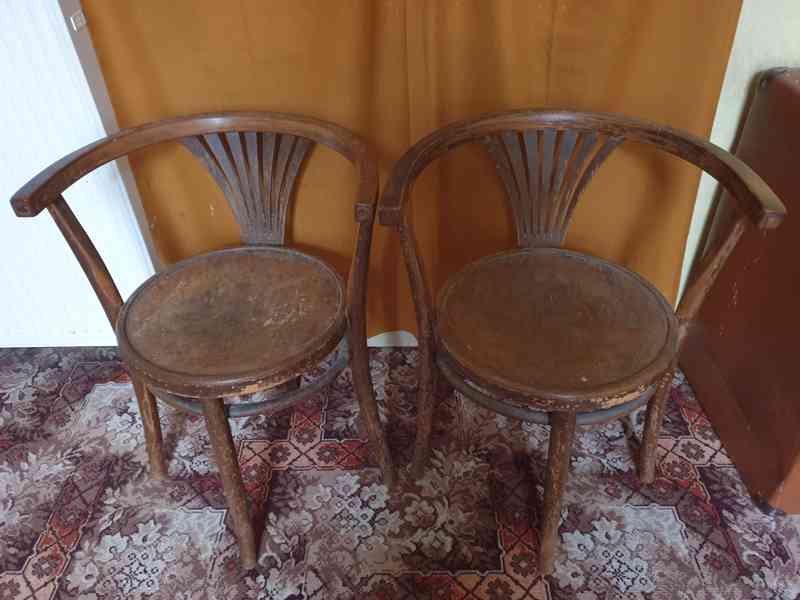 Starožitný nábytek  - foto 2