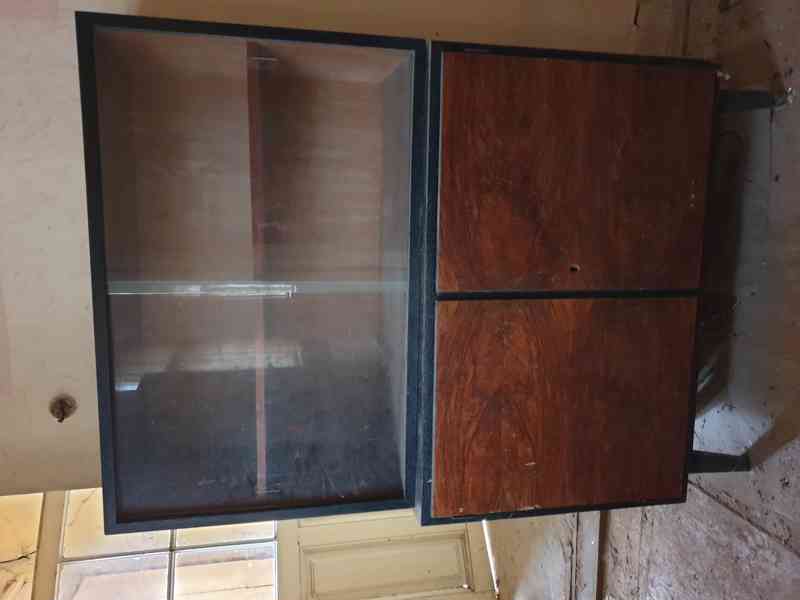 Starožitný nábytek  - foto 4