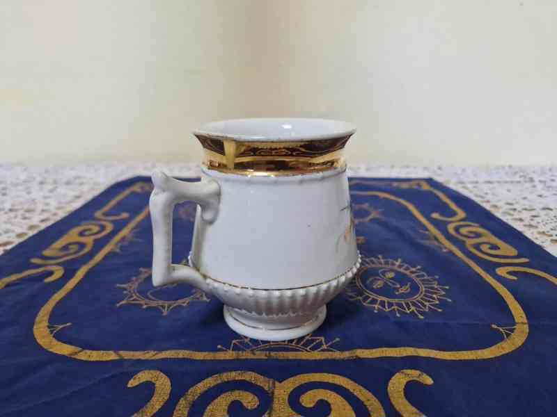 Sbírkový secesní porcelánový Hrnek Mušlák - foto 5