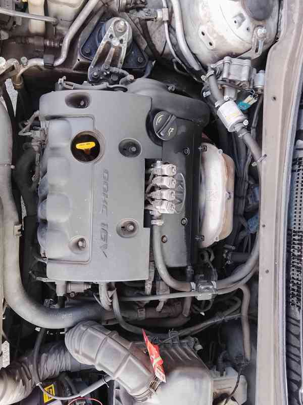 Kia Ceed 1,4 80Kw s LPG - foto 12