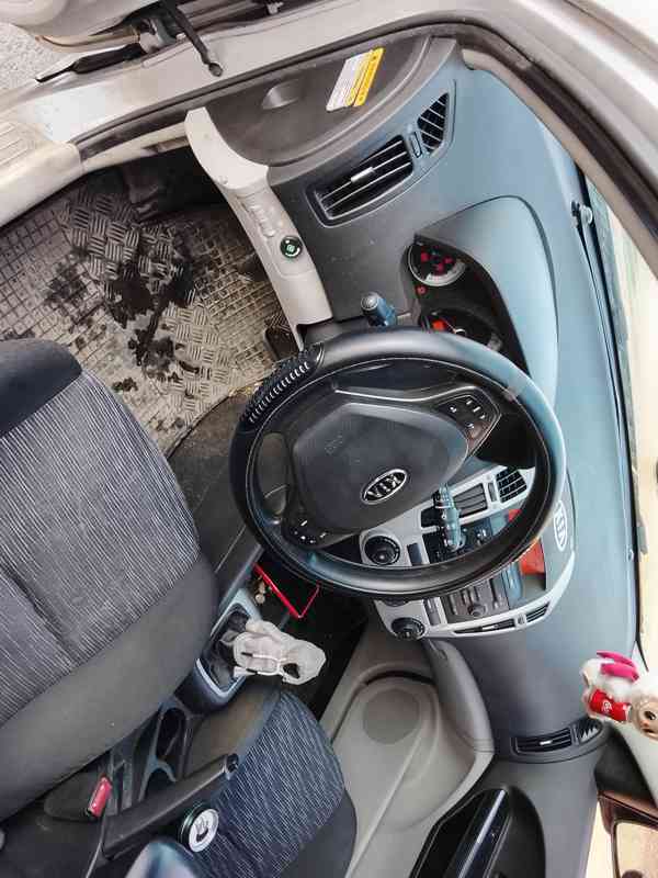 Kia Ceed 1,4 80Kw s LPG - foto 7