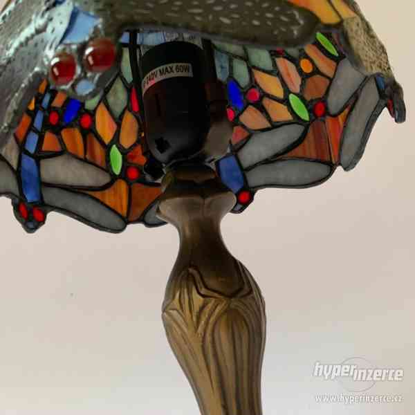 Tiffany stolní lampa stínidlo sklo - vitráž - foto 4