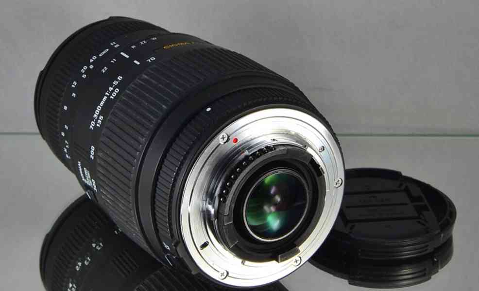 pro Nikon- Sigma DG 70-300mm 1:4-5.6 MACRO *FX - foto 5