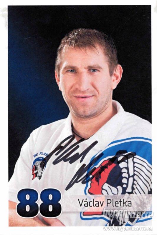 Autogramy hokejistů - foto 28