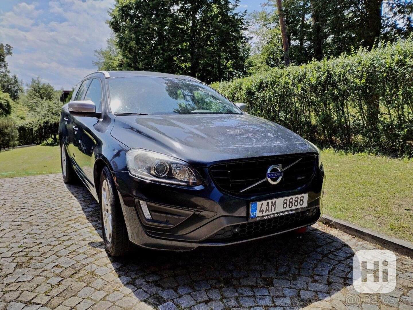 Volvo XC60 2,4   D4 AWD, R-design - foto 1