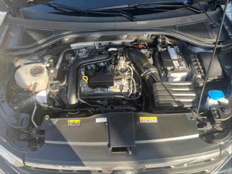 Volkswagen T-Roc 1,0   TSI 81kW | 2023 | - foto 6