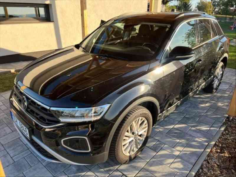 Volkswagen T-Roc 1,0   TSI 81kW | 2023 | - foto 18