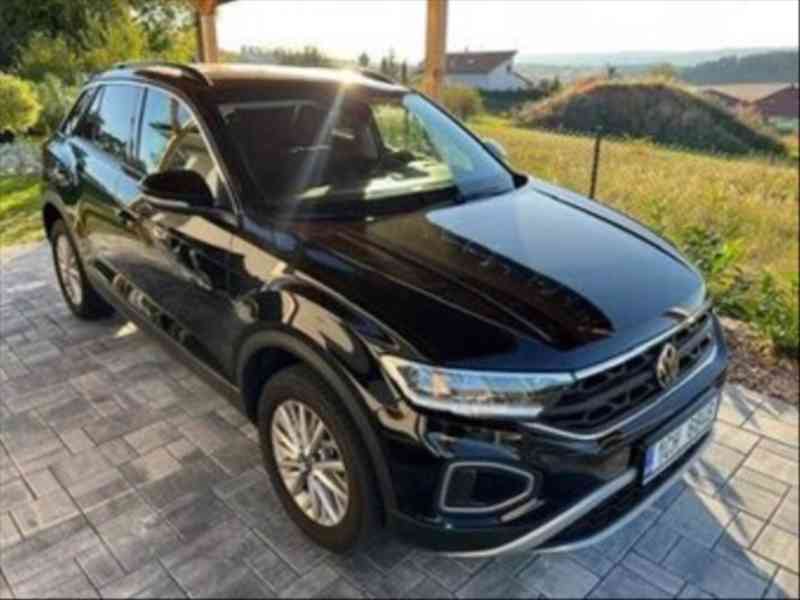 Volkswagen T-Roc 1,0   TSI 81kW | 2023 | - foto 8