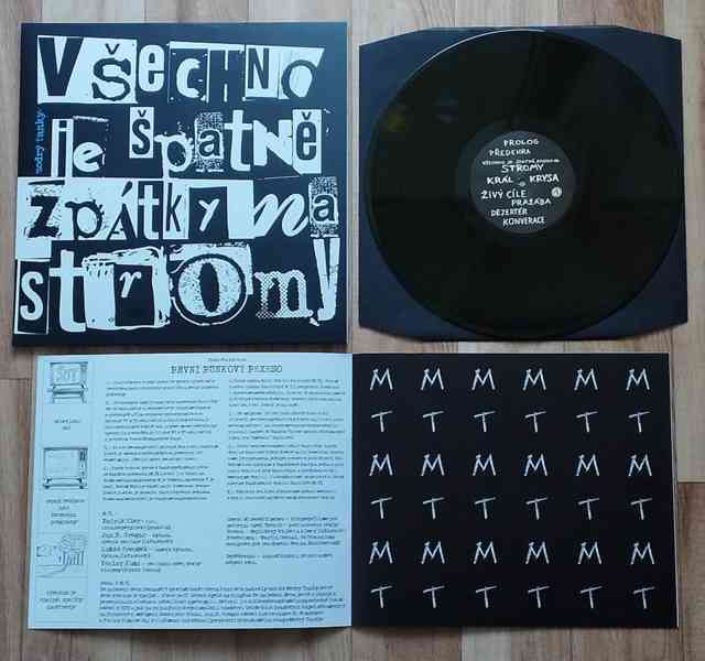 Modrý Tanky – Všechno je špatně, Zpátky na stromy (LP) - foto 2