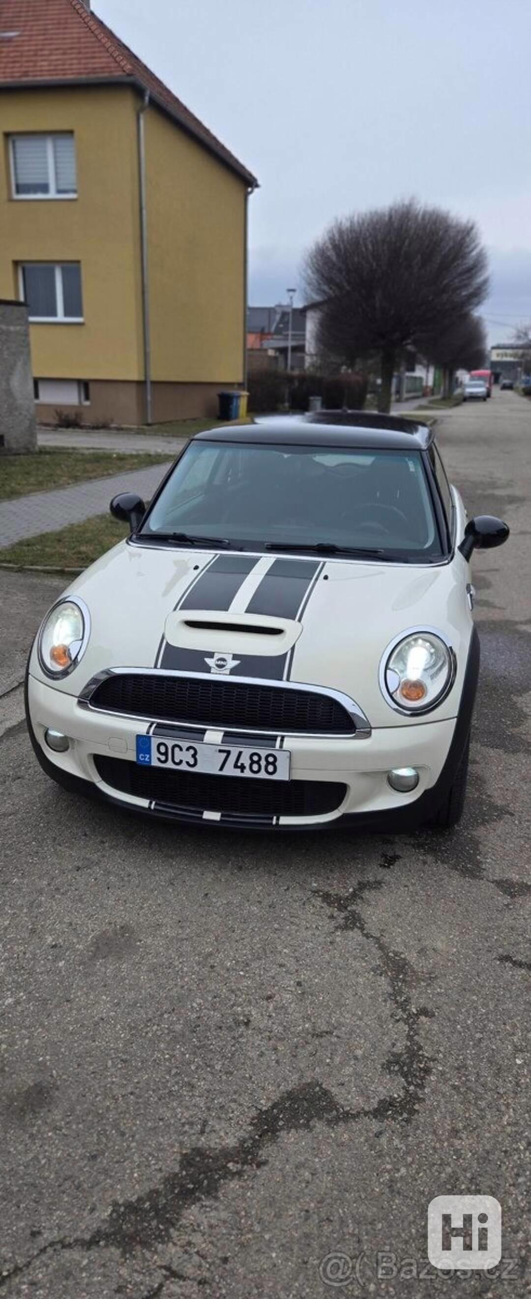 Mini Cooper S 1,6   turbo 128kw 2007,  Top stav - foto 1