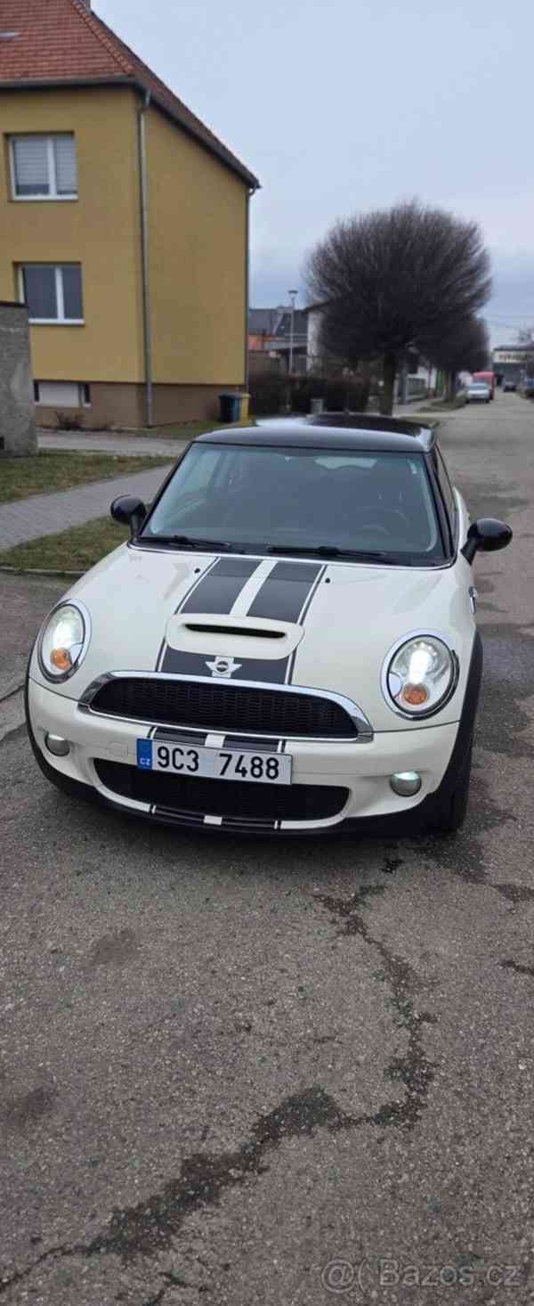 Mini Cooper S 1,6   turbo 128kw 2007,  Top stav - foto 1