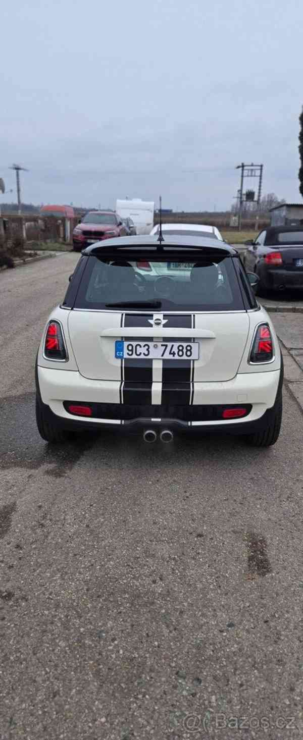 Mini Cooper S 1,6   turbo 128kw 2007,  Top stav - foto 2