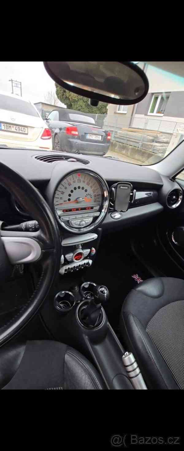 Mini Cooper S 1,6   turbo 128kw 2007,  Top stav - foto 3