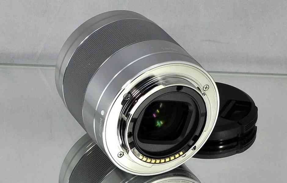 Sony E 50mm f/1,8 OSS APS-C  SteadyShot*E mount - foto 6