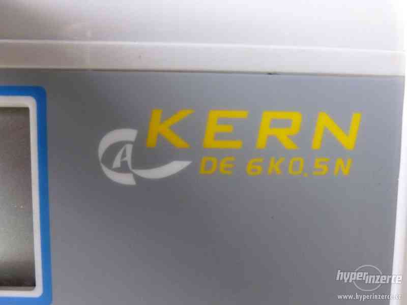 Přesná váha Kern DE 6K0,5N - foto 9