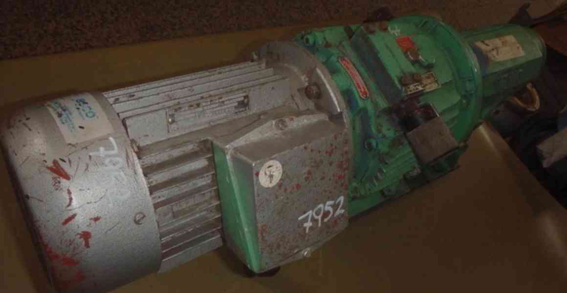 Elektromotor s převodovkou VF 110 - foto 3