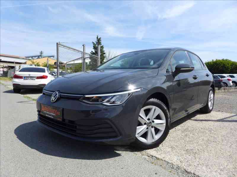 Volkswagen Golf 1,0 TSi APP,NAVI,DPH,1.MAJ. - foto 1