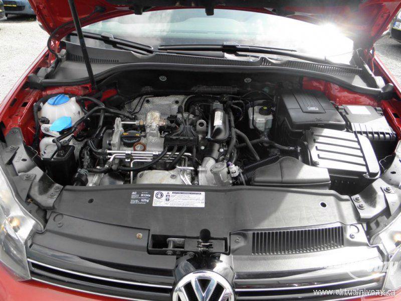 Volkswagen Golf 1.2, benzín,  2010 - foto 5
