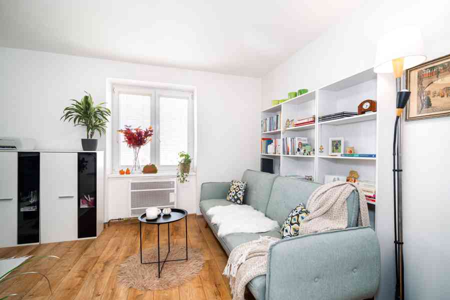 REZERVACE/Prodej bytu 2+1 po renovaci se sklepem - foto 2