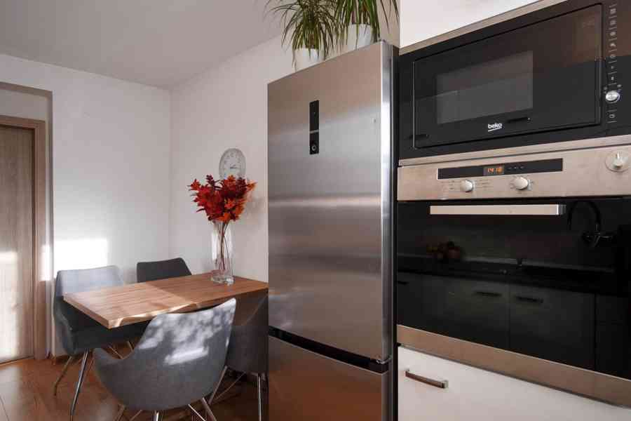 REZERVACE/Prodej bytu 2+1 po renovaci se sklepem - foto 4