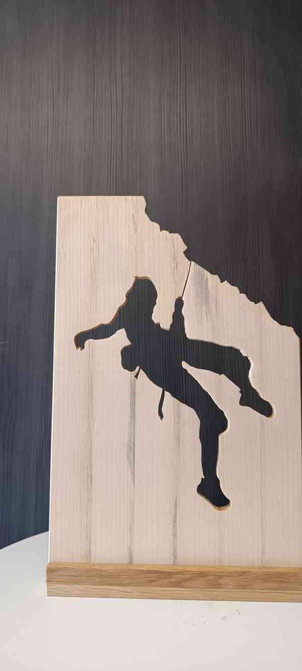 Umělecké výrobky ze dřeva 