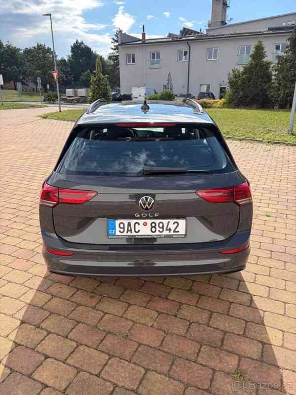 Volkswagen Golf 1,0   TSI 81 kW (110 k) - foto 4
