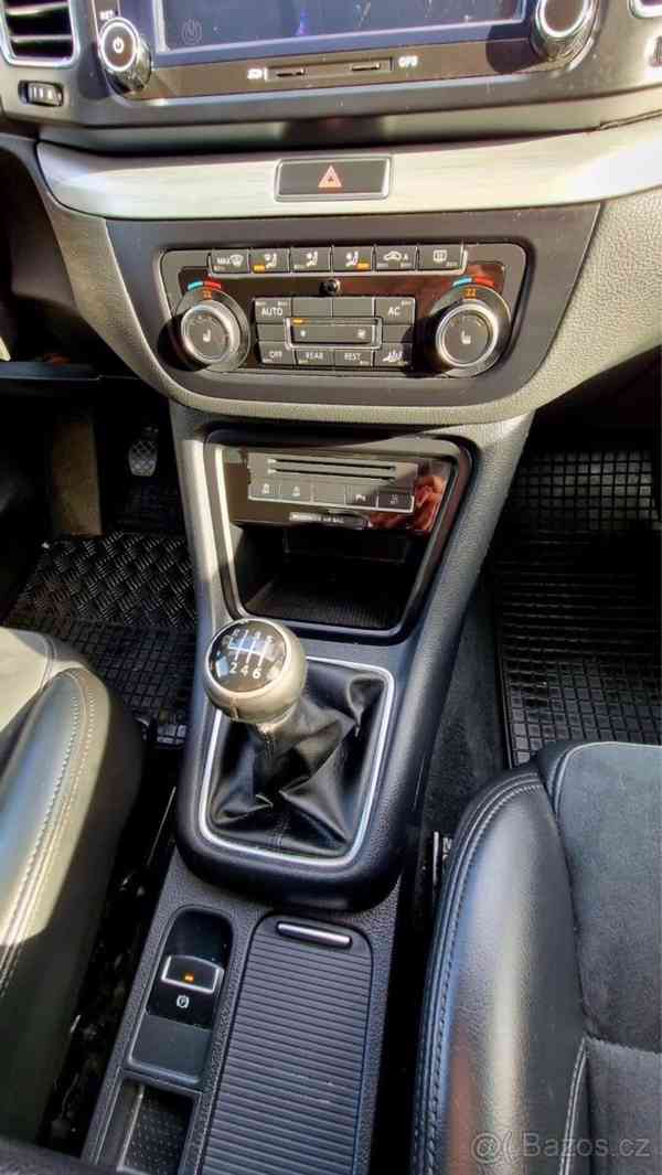 Volkswagen Sharan 2,0 - foto 12