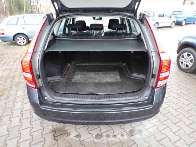 Kia Cee´d 1,6 i16V AUTOMAT - foto 11