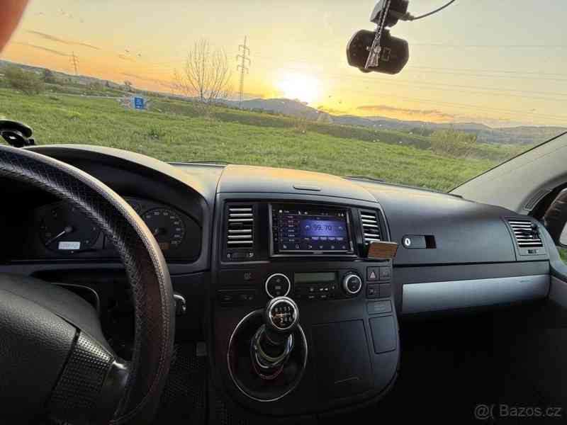 Volkswagen Multivan 2,5 T5 - foto 17