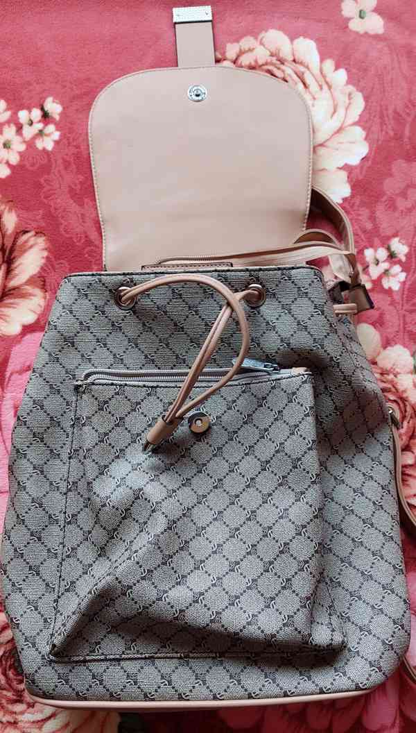 Dámský elegantní baťůžek - nový, nenošený - foto 4