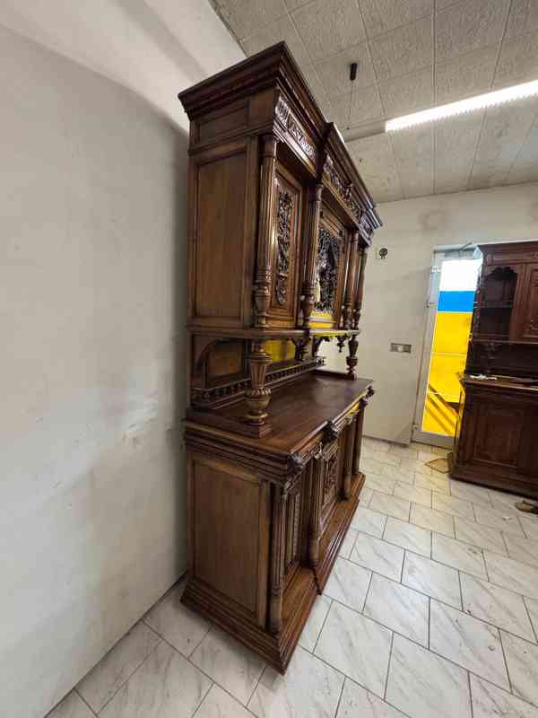 Starožitný masivní příborník - foto 3