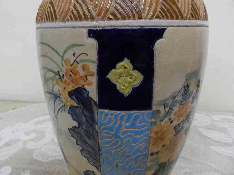 Hezká větší ručně malovaná keramická Váza - foto 6
