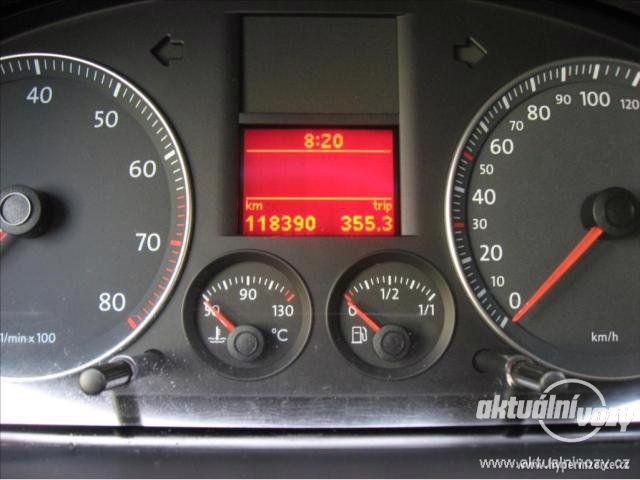 Volkswagen Touran 1.4, benzín, r.v. 2008 - foto 29