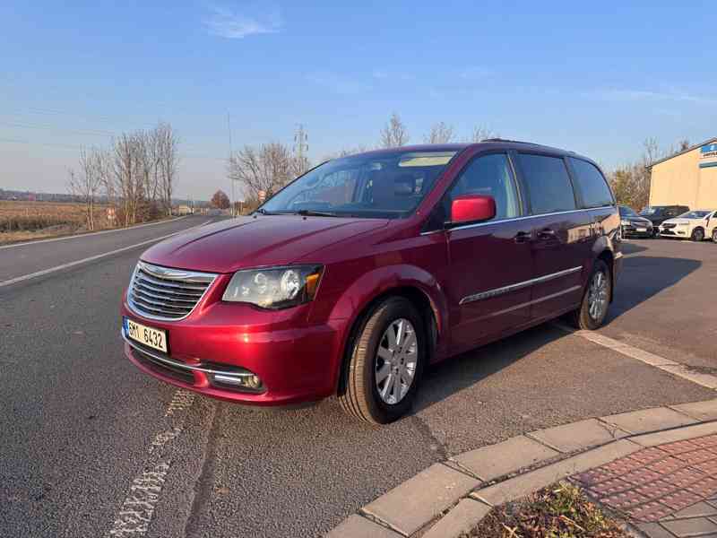 Chrysler Town Country 3,6 Pentastar DVD 2014 - foto 2