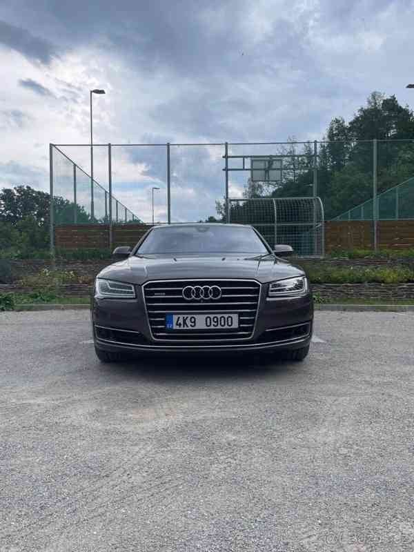 Audi A8 4,2   Audi A8 4.2 TDI - foto 1