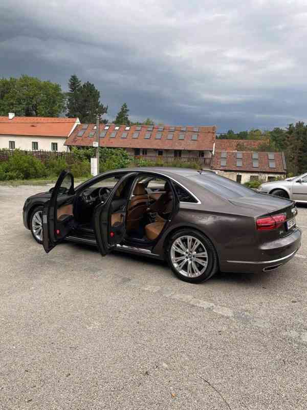 Audi A8 4,2   Audi A8 4.2 TDI - foto 23