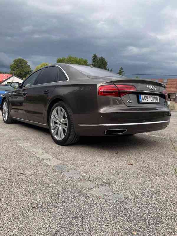 Audi A8 4,2   Audi A8 4.2 TDI - foto 9