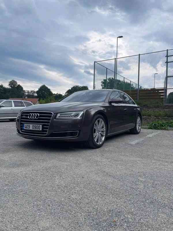 Audi A8 4,2   Audi A8 4.2 TDI - foto 2