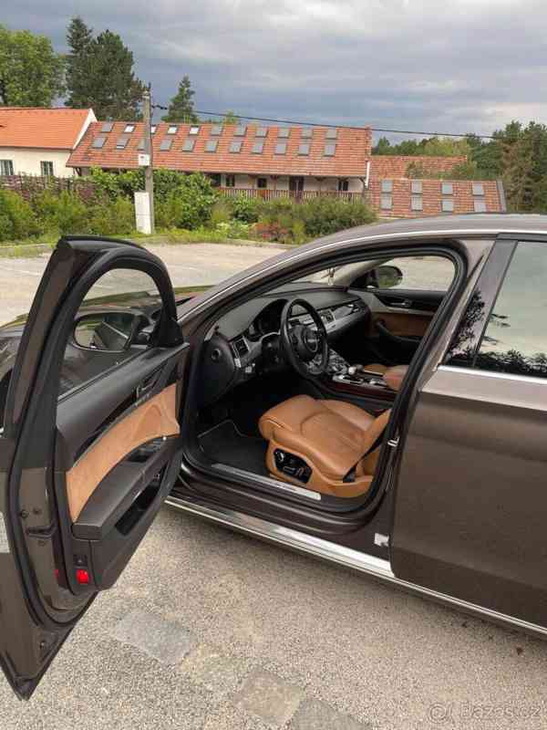 Audi A8 4,2   Audi A8 4.2 TDI - foto 29