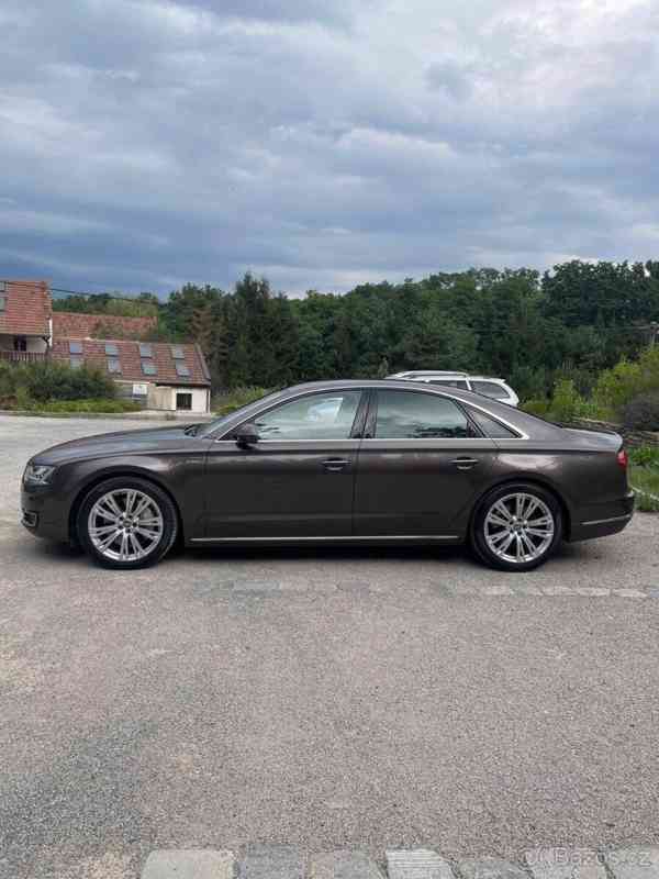 Audi A8 4,2   Audi A8 4.2 TDI - foto 25