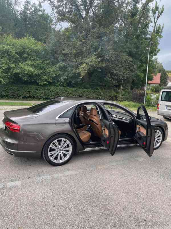 Audi A8 4,2   Audi A8 4.2 TDI - foto 35