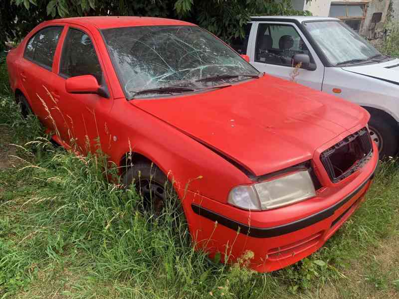 Položka č. 10 – Osobní automobil Škoda Octavia - foto 7