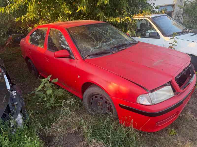 Položka č. 10 – Osobní automobil Škoda Octavia - foto 2
