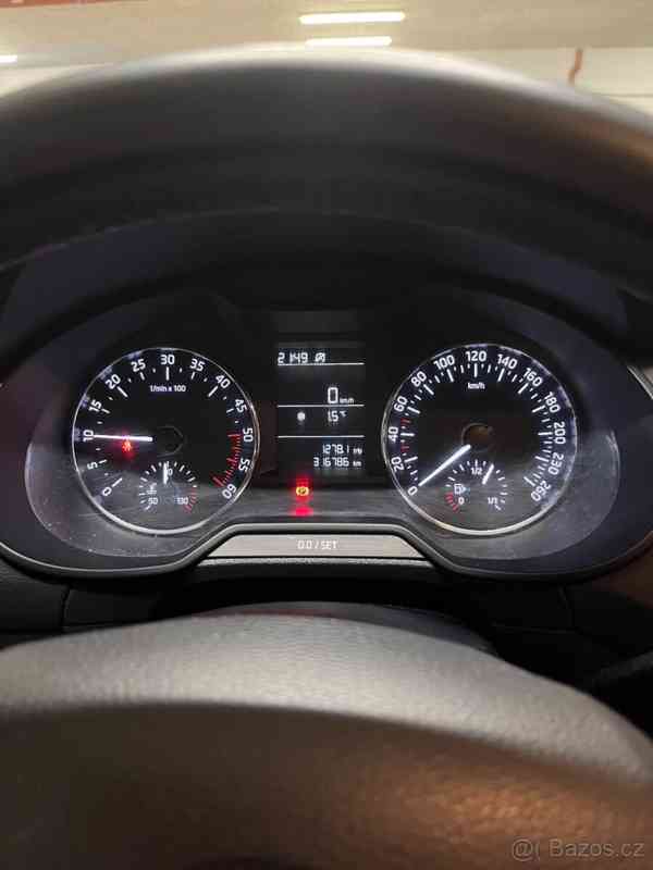 Škoda Octavia 1,6   tdi 81kw - foto 10